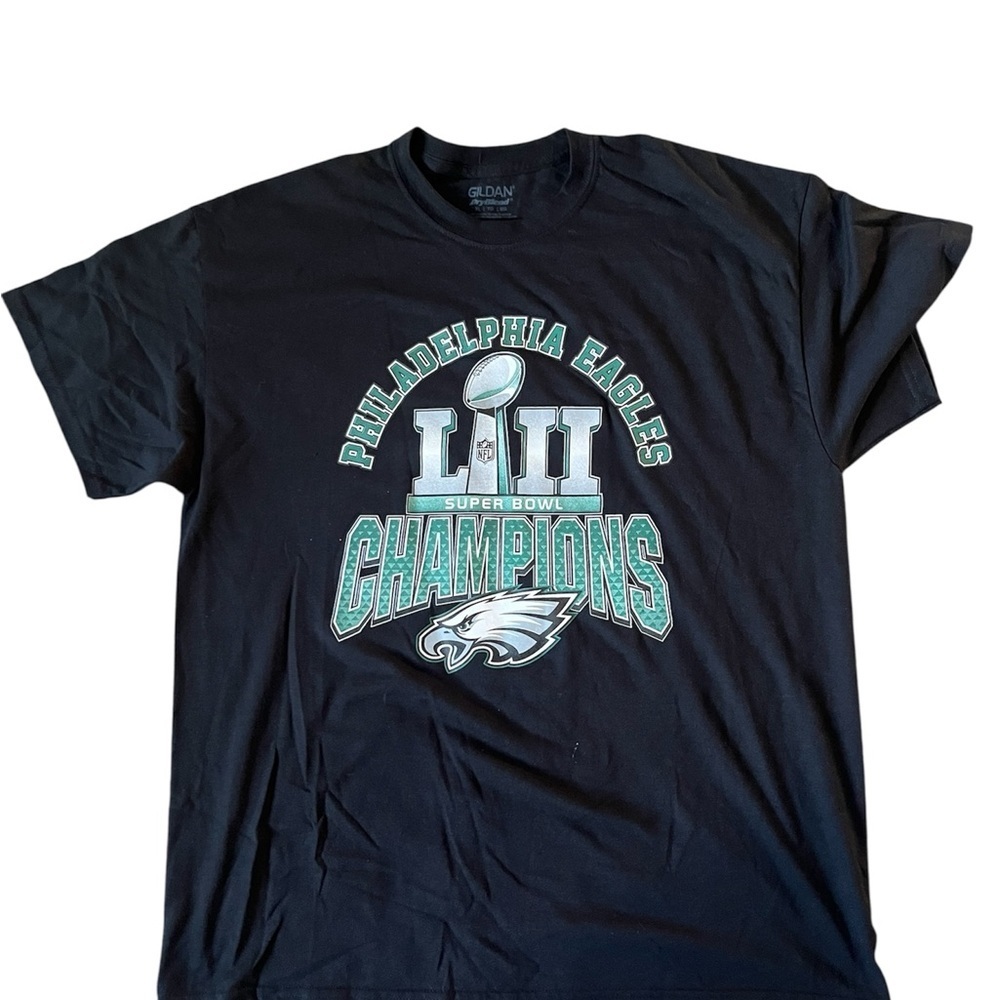 NFL Philadelphia Eagles 🦅 Super Bowl LII Champions Tee